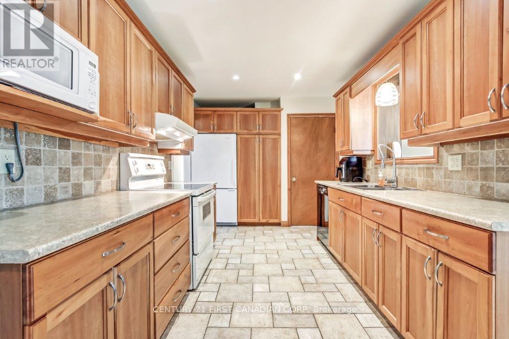 175 Quarter Town Line, Tillsonburg, Ontario  N4G 4E2 - Photo 8 - X12157981