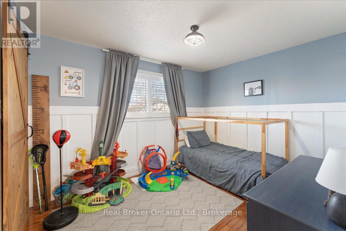 8 Jeanette Avenue, Grimsby, Ontario  L3M 5B4 - Photo 18 - X12112622