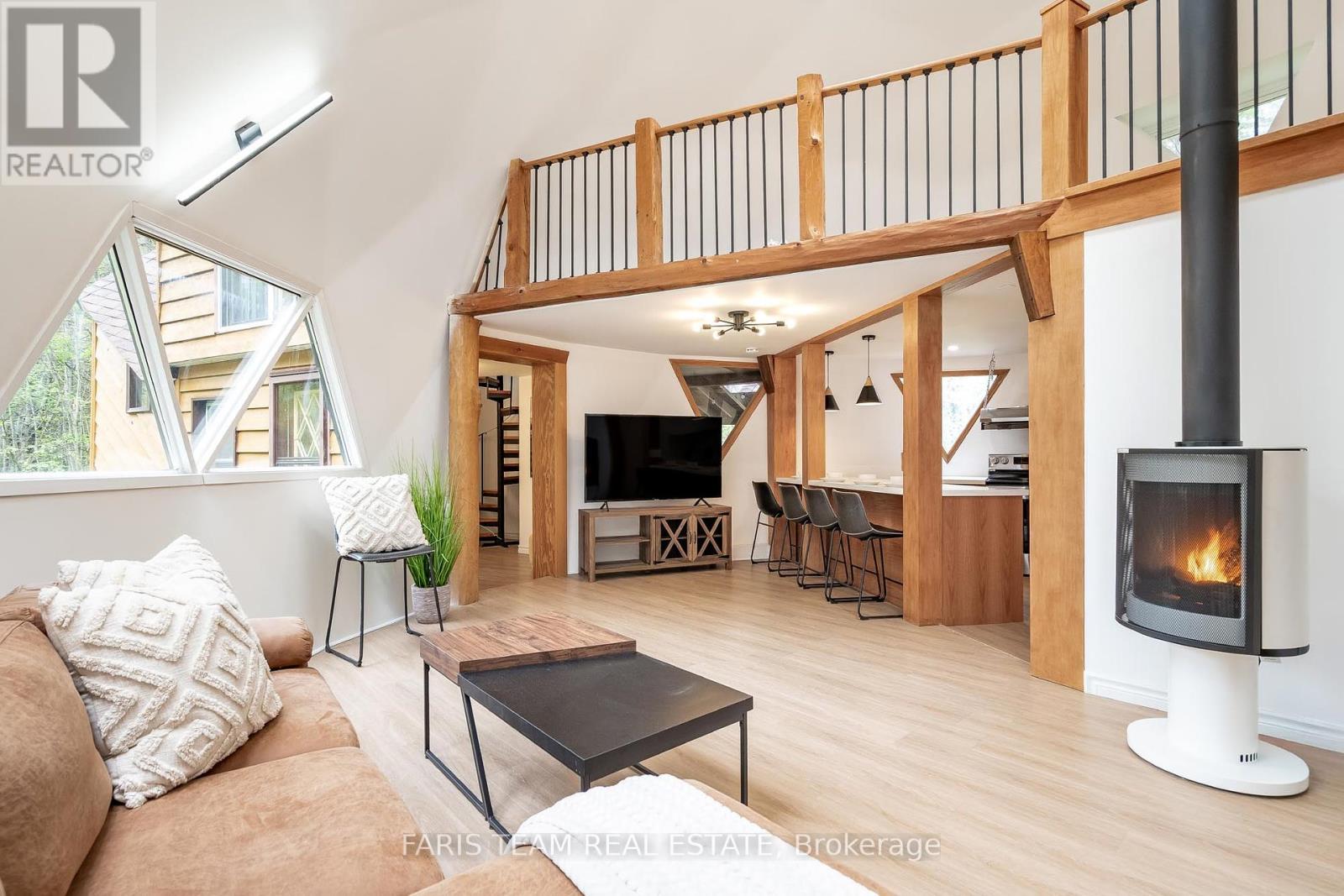 1799 Barkway Road, Gravenhurst, Ontario  P1P 1R3 - Photo 9 - X12156105