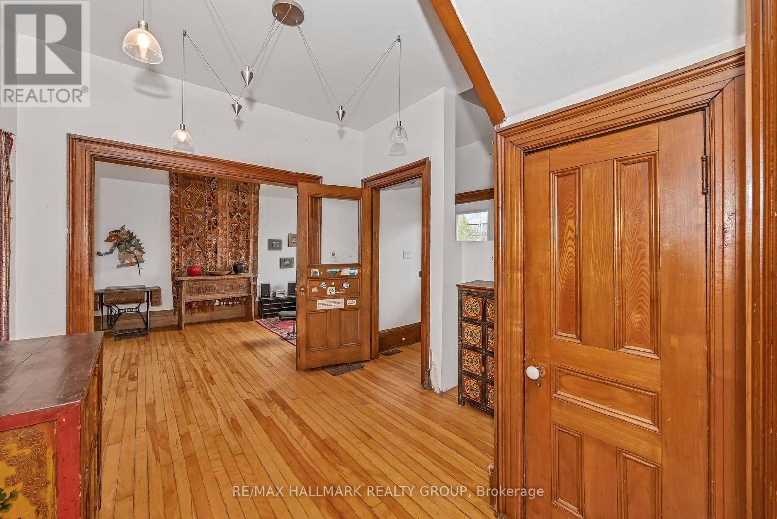 130 Church Street, Mississippi Mills, Ontario  K0A 1A0 - Photo 6 - X12157967