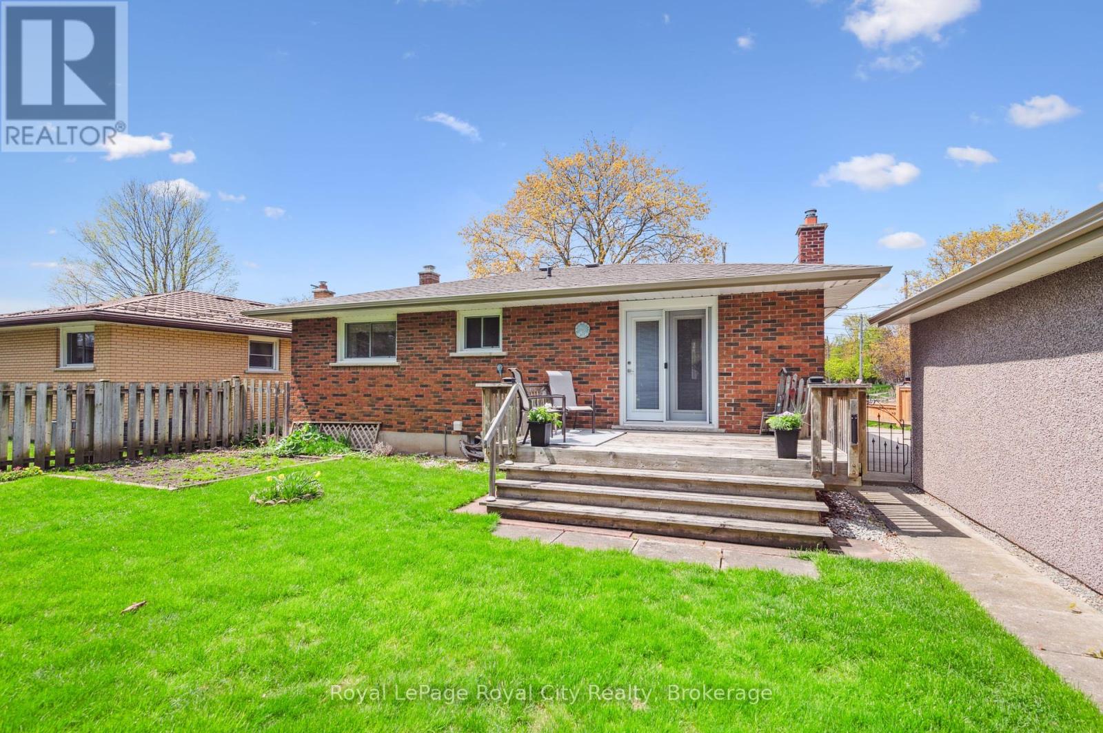 9 Kenwood Crescent, Guelph, Ontario  N1H 6E4 - Photo 30 - X12157987