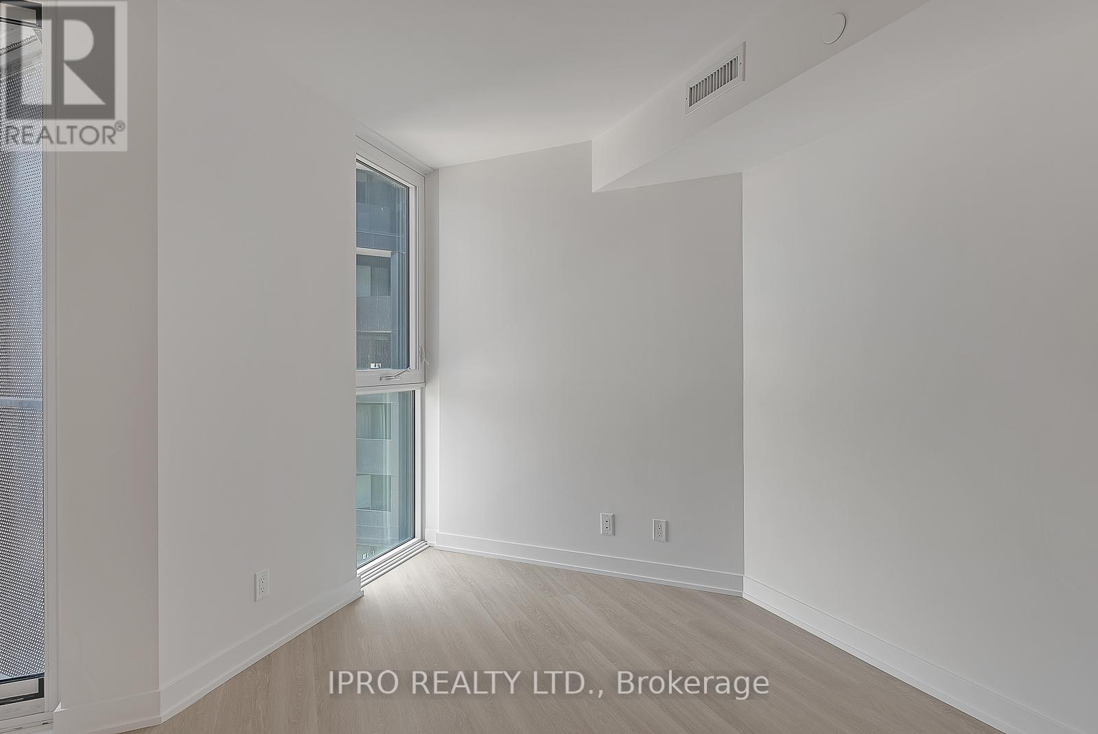 630 - 30 Tretti Way, Toronto, Ontario  M3H 0E3 - Photo 7 - C12157971