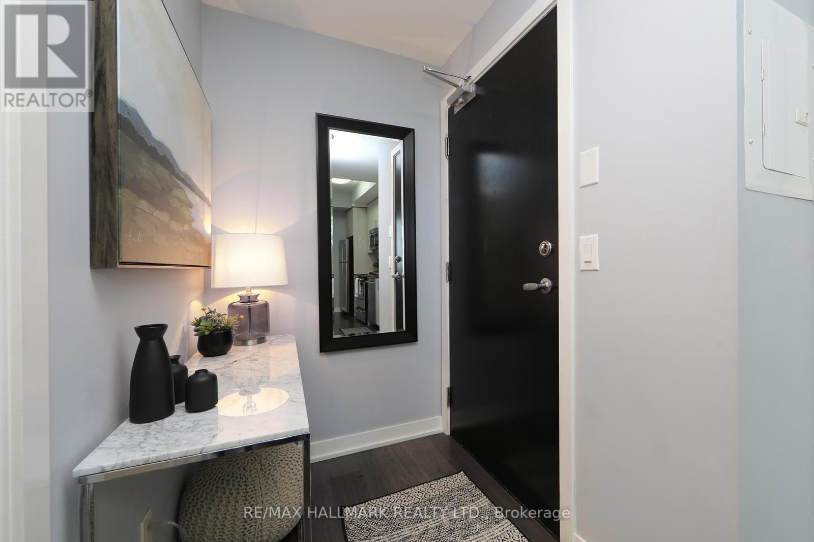 1312 - 225 Sackville Street, Toronto, Ontario  M5A 0B8 - Photo 4 - C12157977
