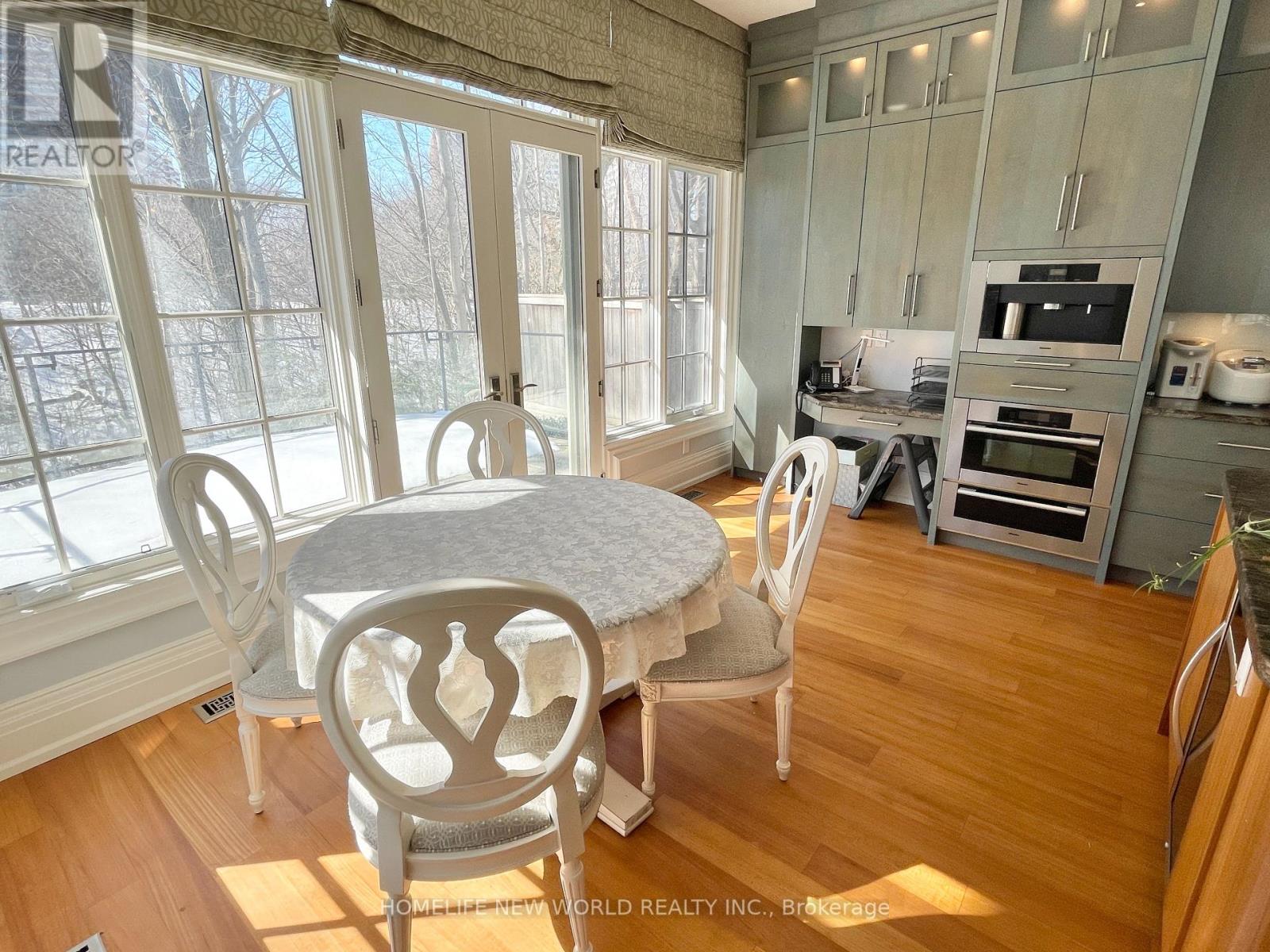 94 Inglewood Drive, Toronto, Ontario  M4T 1H5 - Photo 17 - C12158011