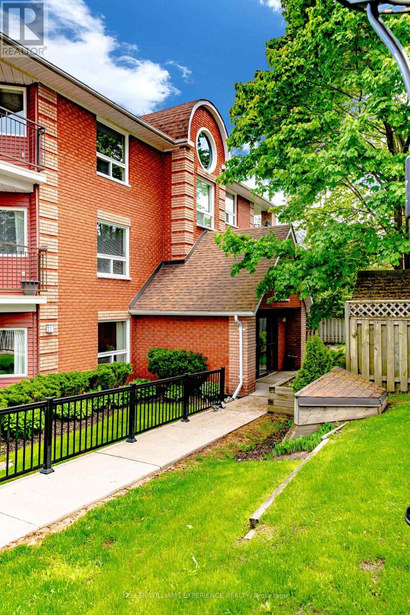 204 - 131 Clapperton Street, Barrie, Ontario  L4M 3G3 - Photo 12 - S12157718