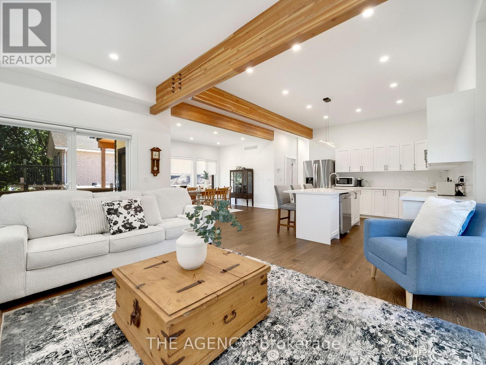 Property at 3963 HILLTOP ROAD image 4