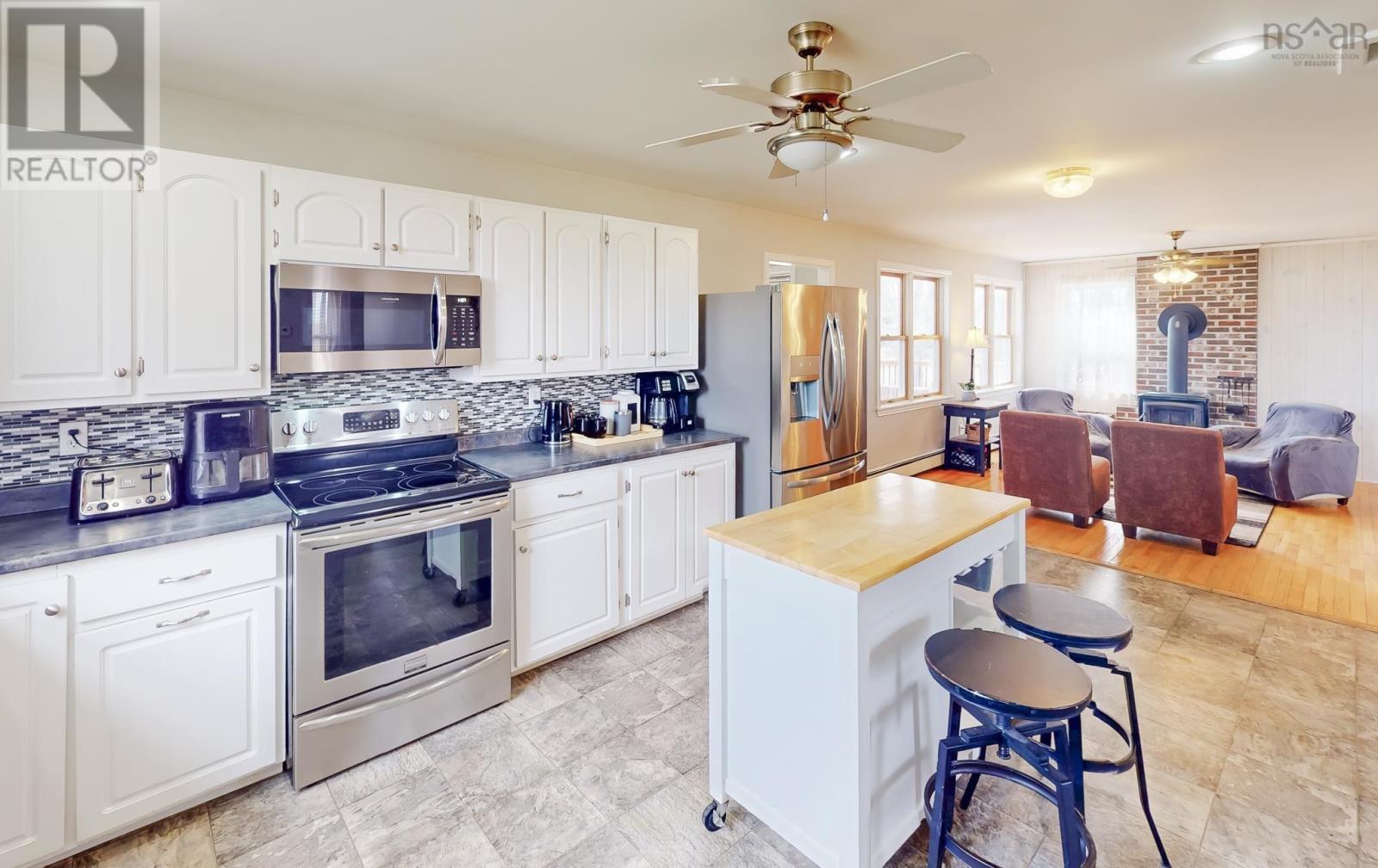 218 Pleasant Valley Road, Somerset, Nova Scotia  B0P 1E0 - Photo 7 - 202507808