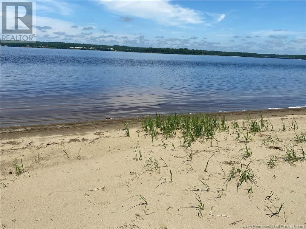 187 East Point Road, Miramichi, New Brunswick  E1N 3M5 - Photo 17 - NB117003