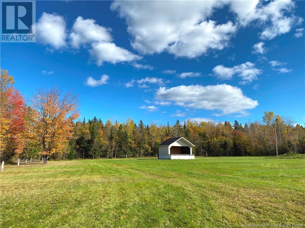 187 East Point Road, Miramichi, New Brunswick  E1N 3M5 - Photo 5 - NB117003