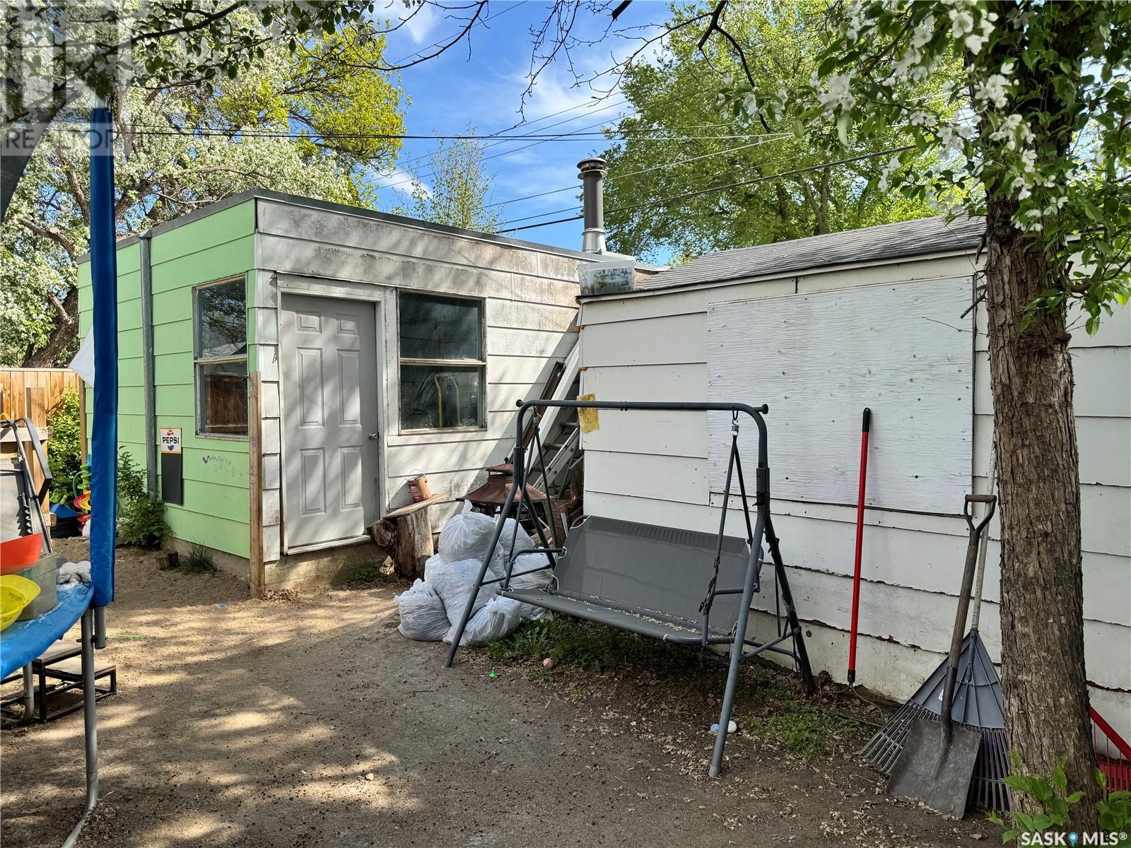 1310 H Avenue N, Saskatoon, Saskatchewan  S7L 2E4 - Photo 28 - SK006364