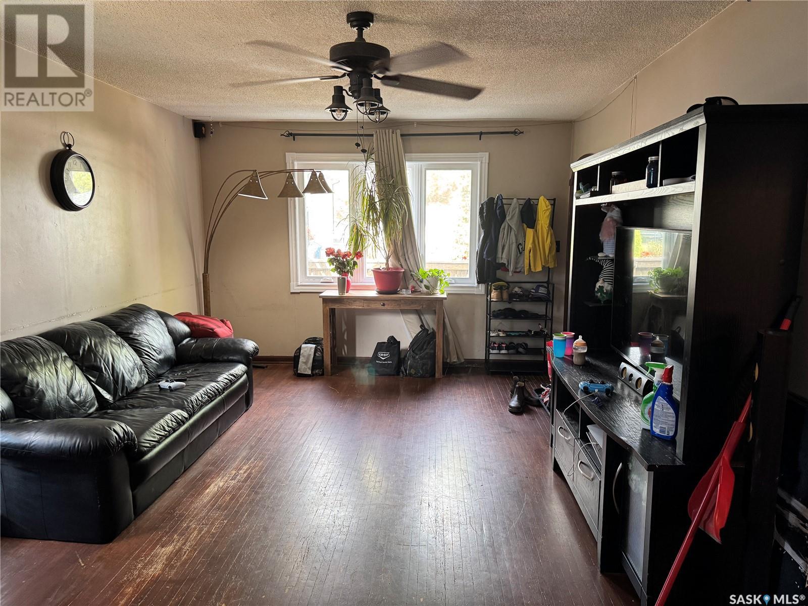 1310 H Avenue N, Saskatoon, Saskatchewan  S7L 2E4 - Photo 6 - SK006364