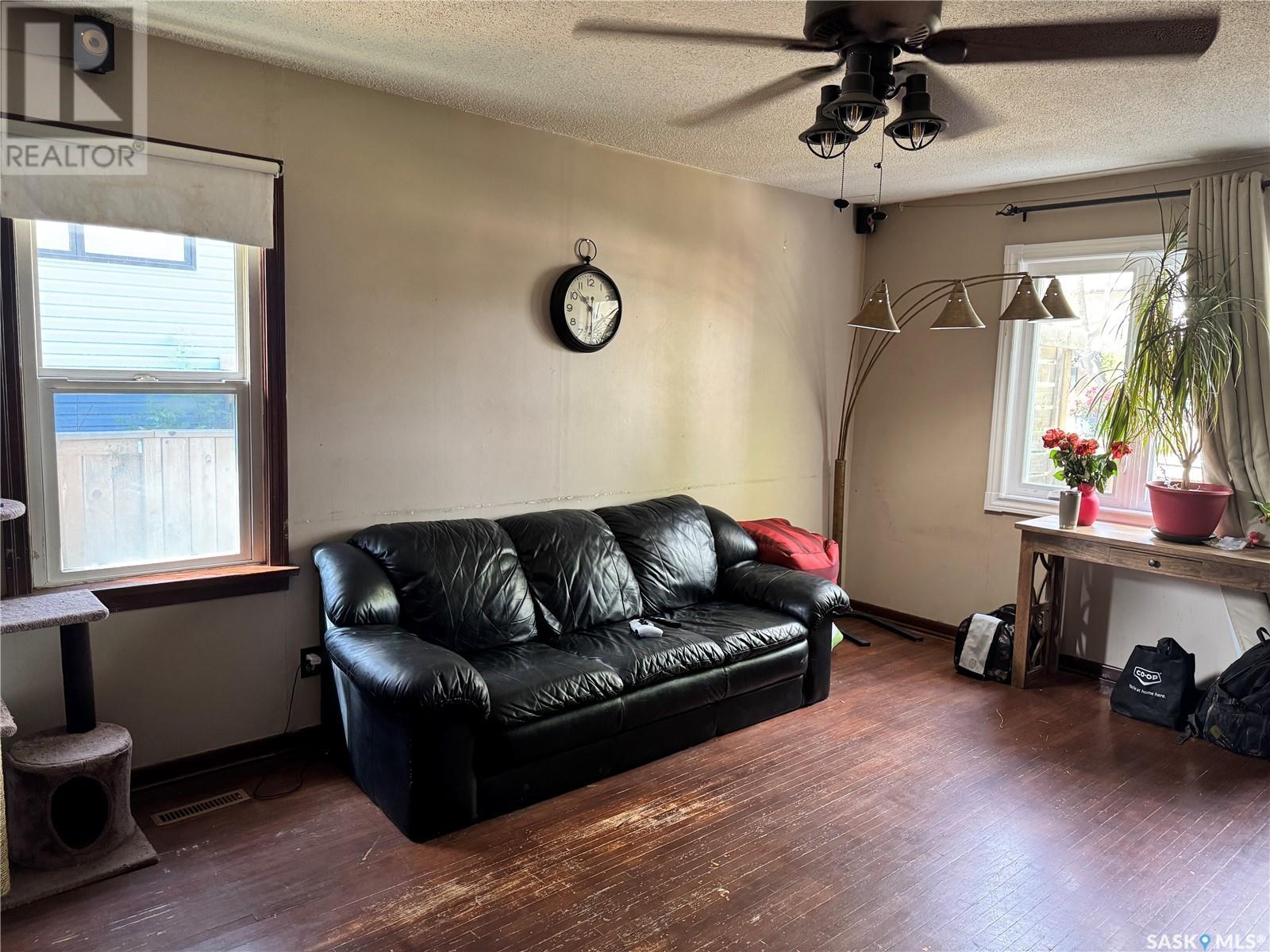 1310 H Avenue N, Saskatoon, Saskatchewan  S7L 2E4 - Photo 7 - SK006364