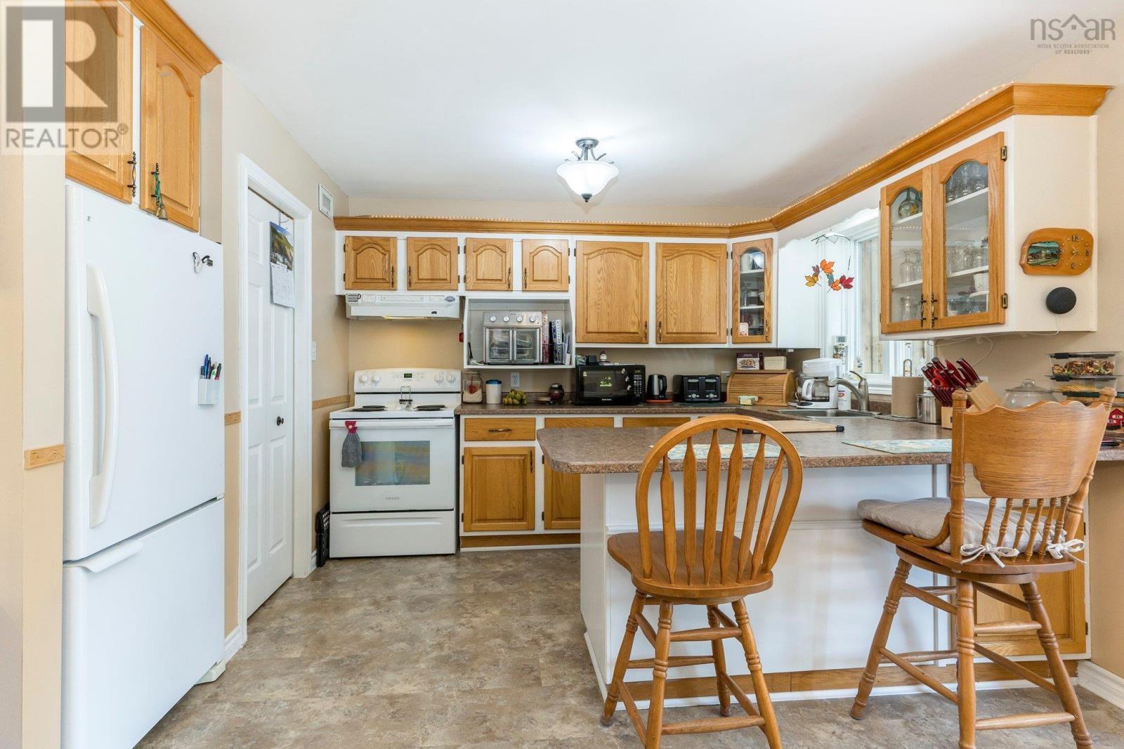 1937 St. Margaret's Bay Road, Timberlea, Nova Scotia  B3T 1C3 - Photo 9 - 202511481