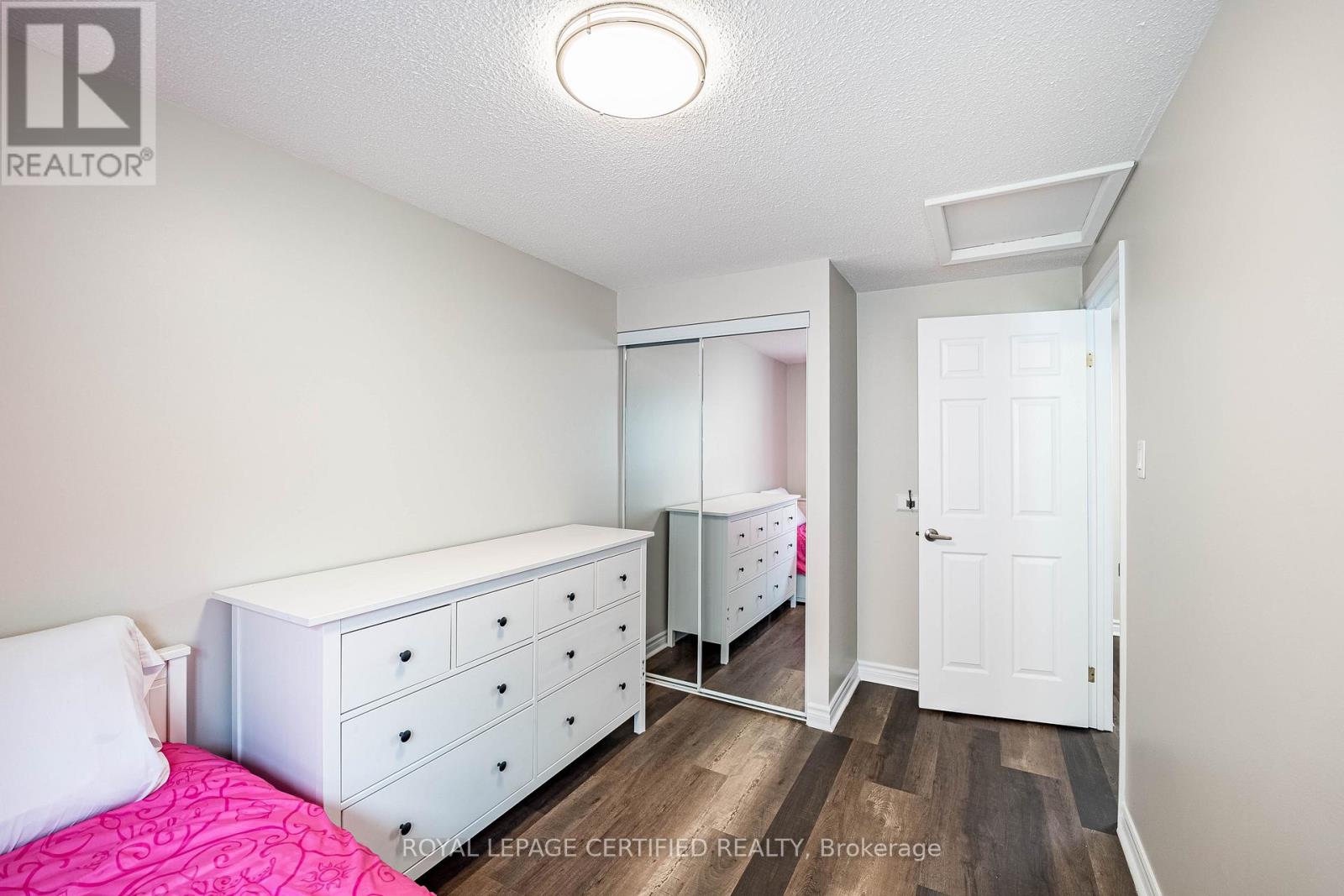 17 Holmcrest Court, Brampton, Ontario  L6S 1R7 - Photo 18 - W12158008