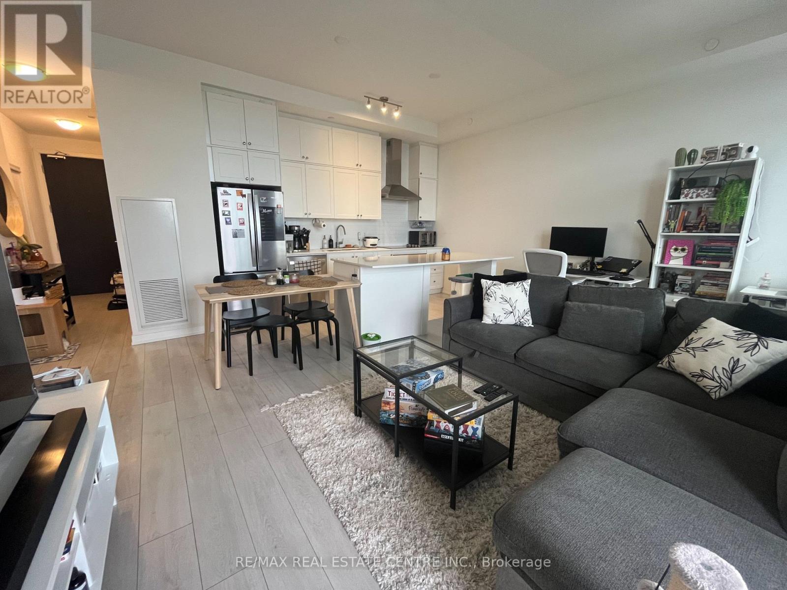 2404 - 55 Duke Street W, Kitchener, Ontario  N2H 0C9 - Photo 11 - X12158006