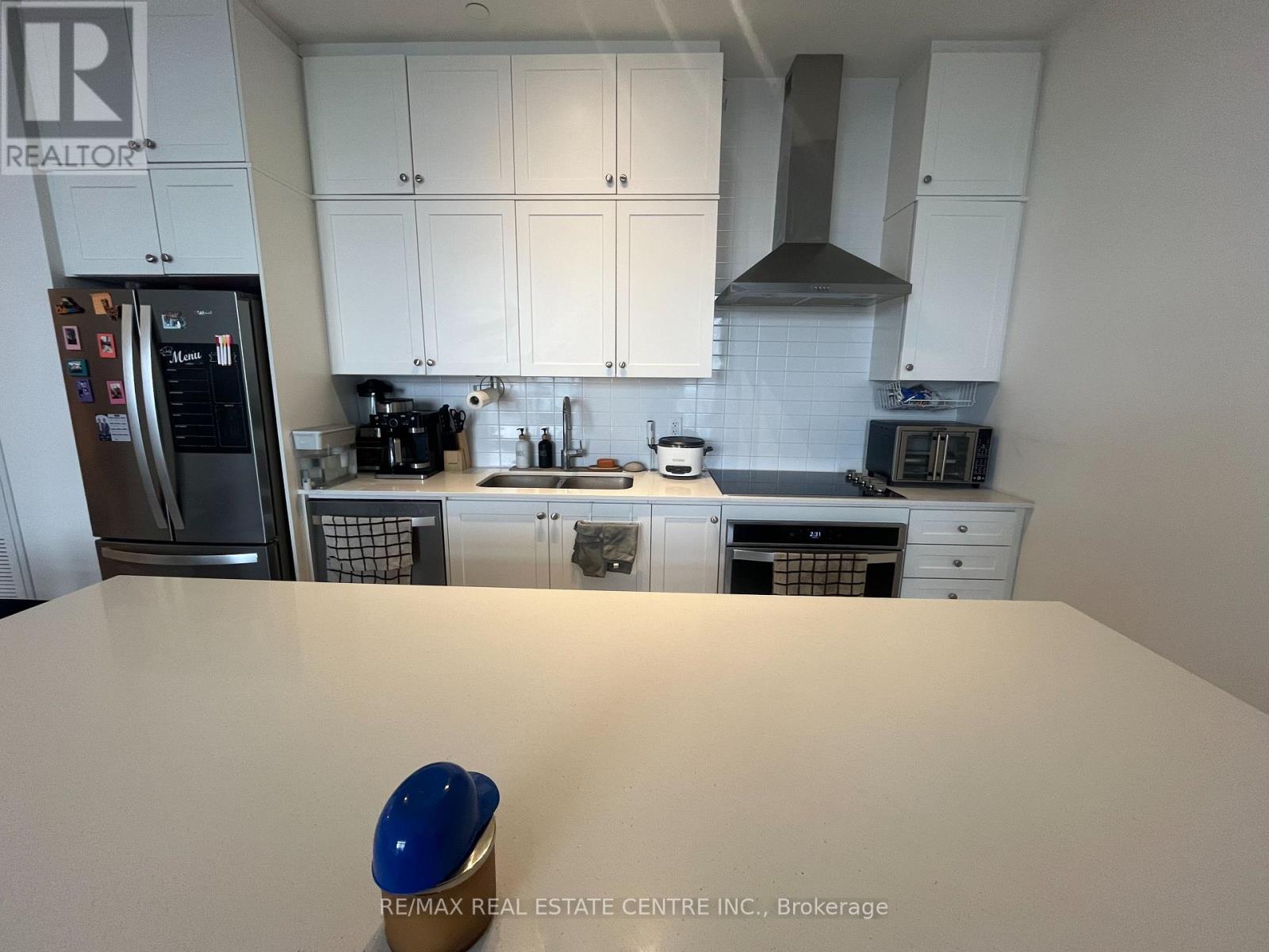 2404 - 55 Duke Street W, Kitchener, Ontario  N2H 0C9 - Photo 14 - X12158006