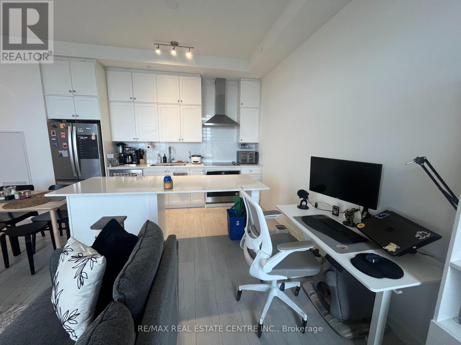 2404 - 55 Duke Street W, Kitchener, Ontario  N2H 0C9 - Photo 15 - X12158006