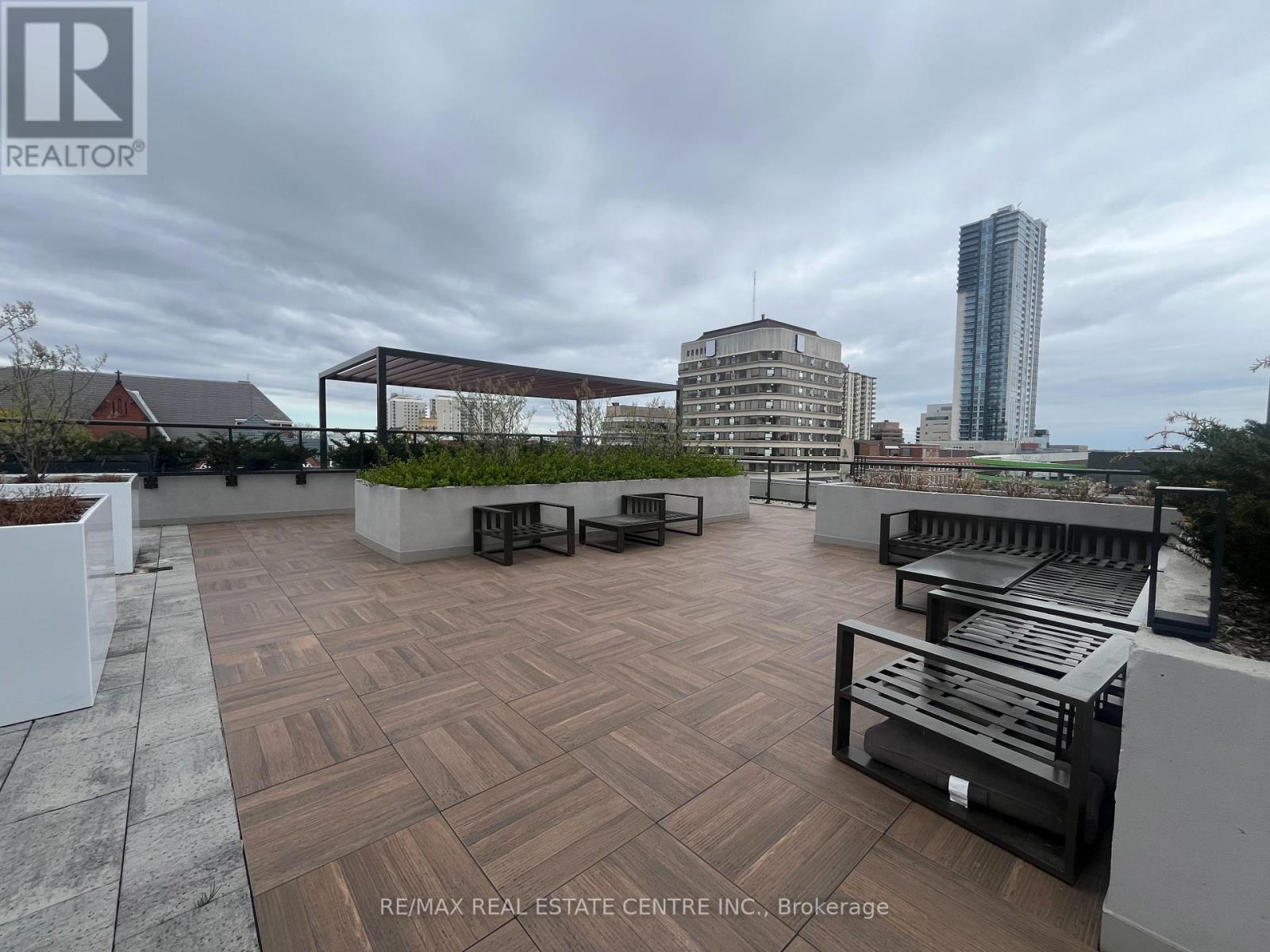 2404 - 55 Duke Street W, Kitchener, Ontario  N2H 0C9 - Photo 31 - X12158006