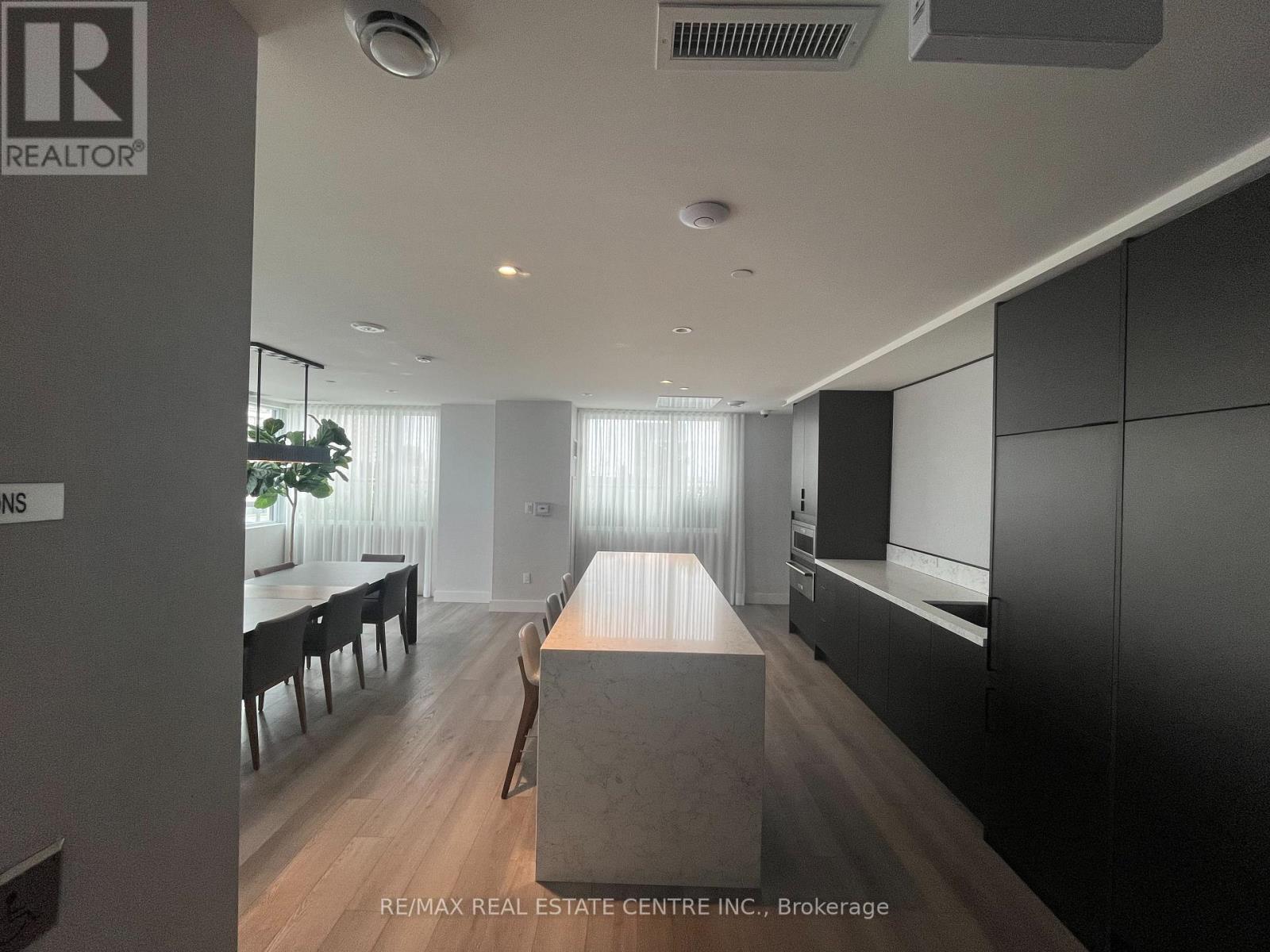 2404 - 55 Duke Street W, Kitchener, Ontario  N2H 0C9 - Photo 33 - X12158006