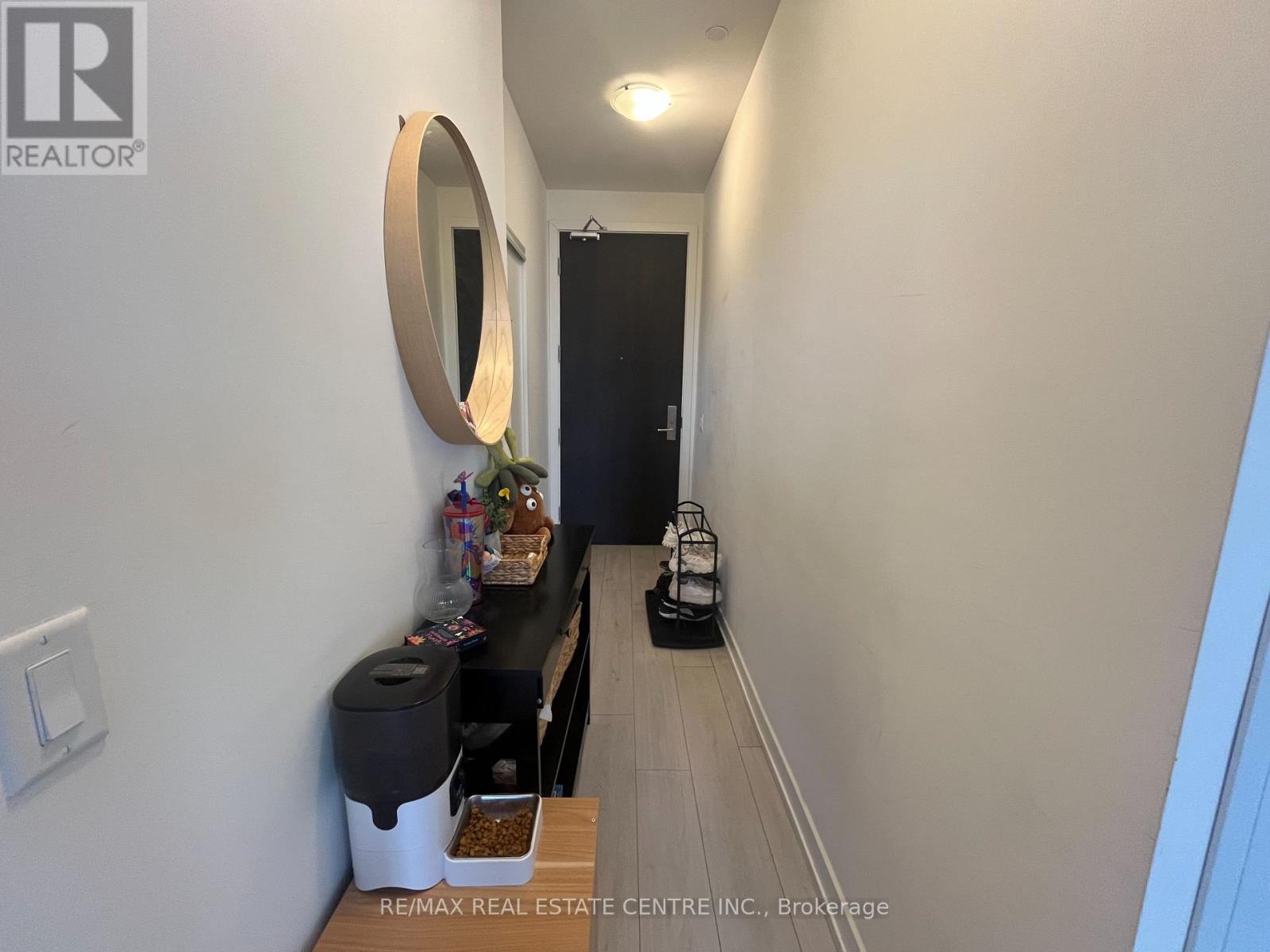 2404 - 55 Duke Street W, Kitchener, Ontario  N2H 0C9 - Photo 8 - X12158006
