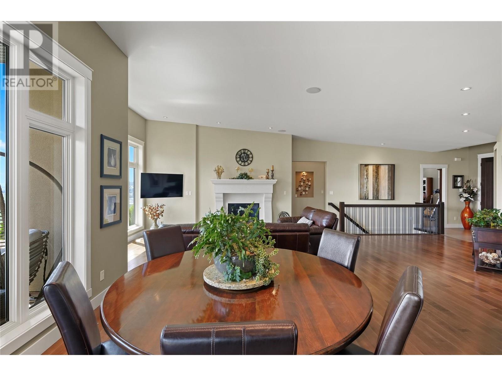 Property at 2602 Lake Breeze Court image 4