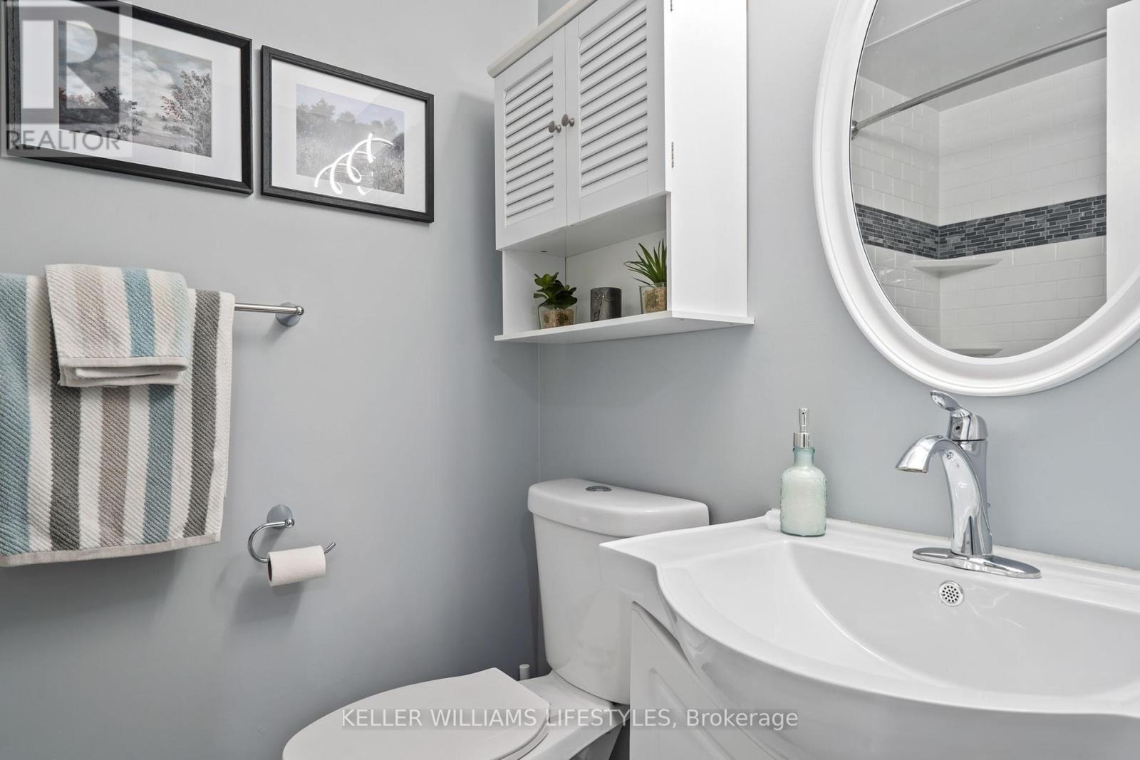 493 Ferndale Court, London South (South Q), Ontario  N6C 5C2 - Photo 20 - X12158041