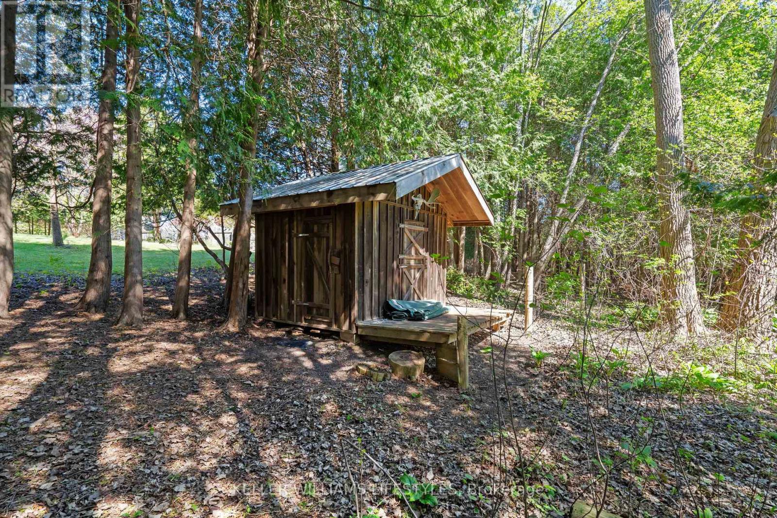 15083 Medway Road, Middlesex Centre, Ontario  N0M 1C0 - Photo 43 - X12158050