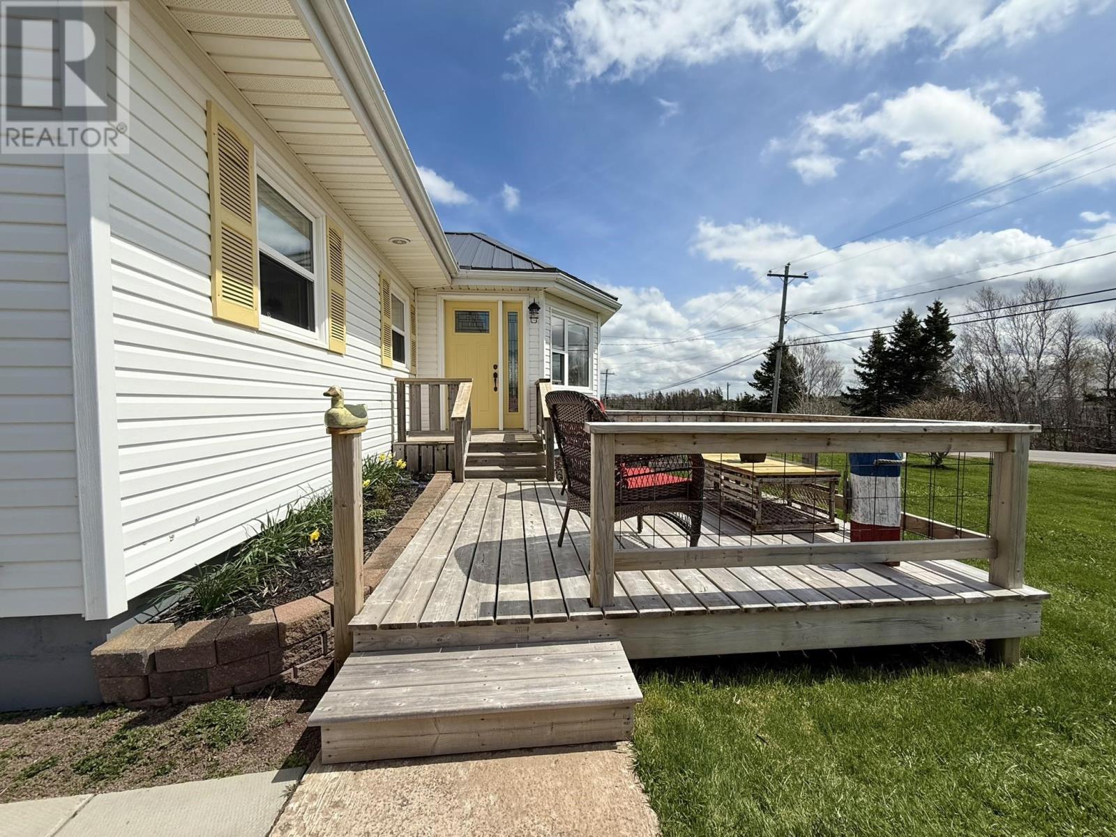 22 Hilltop Avenue, North Rustico, Prince Edward Island  C0A 1X0 - Photo 4 - 202510687