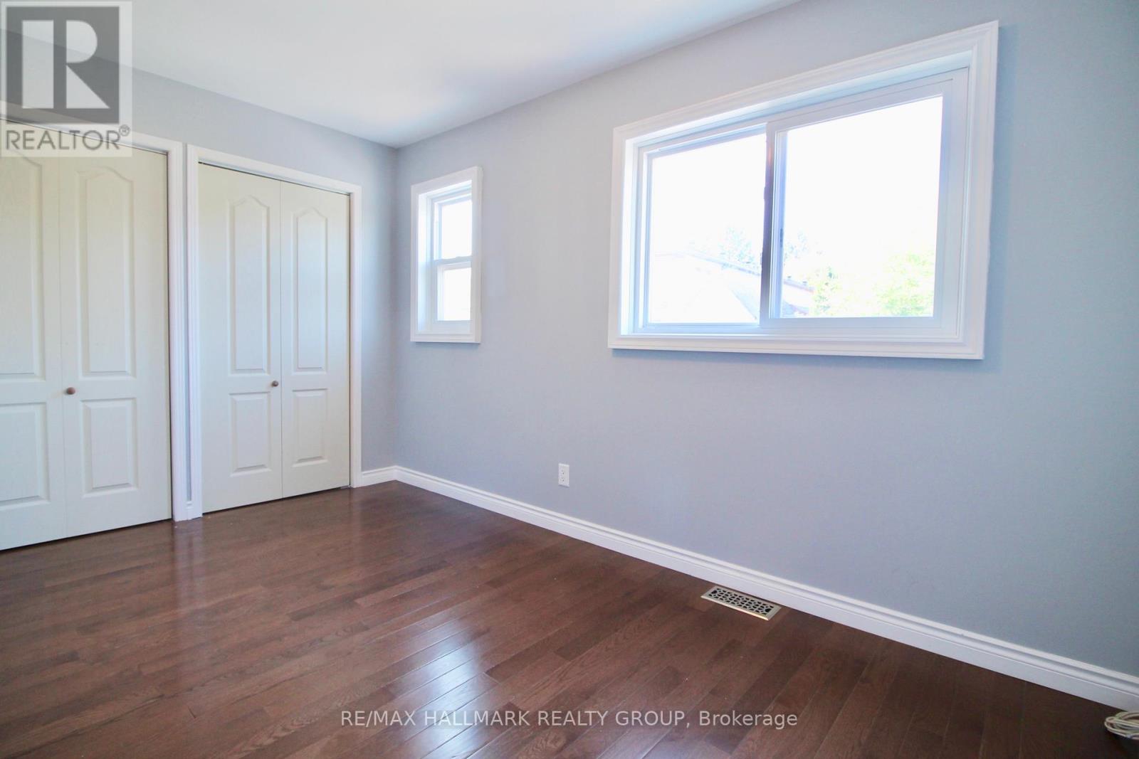 255 Westhaven Crescent, Ottawa, Ontario  K1Z 7G4 - Photo 14 - X12158048