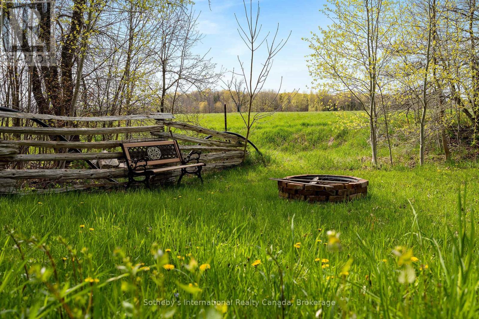 298551 Range Road, Georgian Bluffs, Ontario  N4K 0G3 - Photo 39 - X12091270