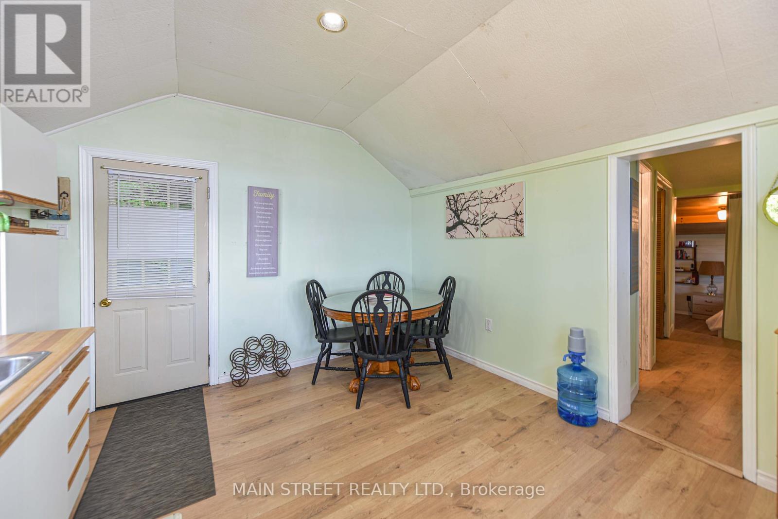 1316 Black Beach Lane, Ramara, Ontario  L0K 1B0 - Photo 19 - S12157961