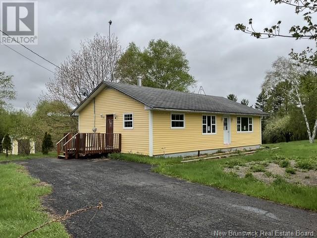10537 Route 105, Upper Kent, New Brunswick