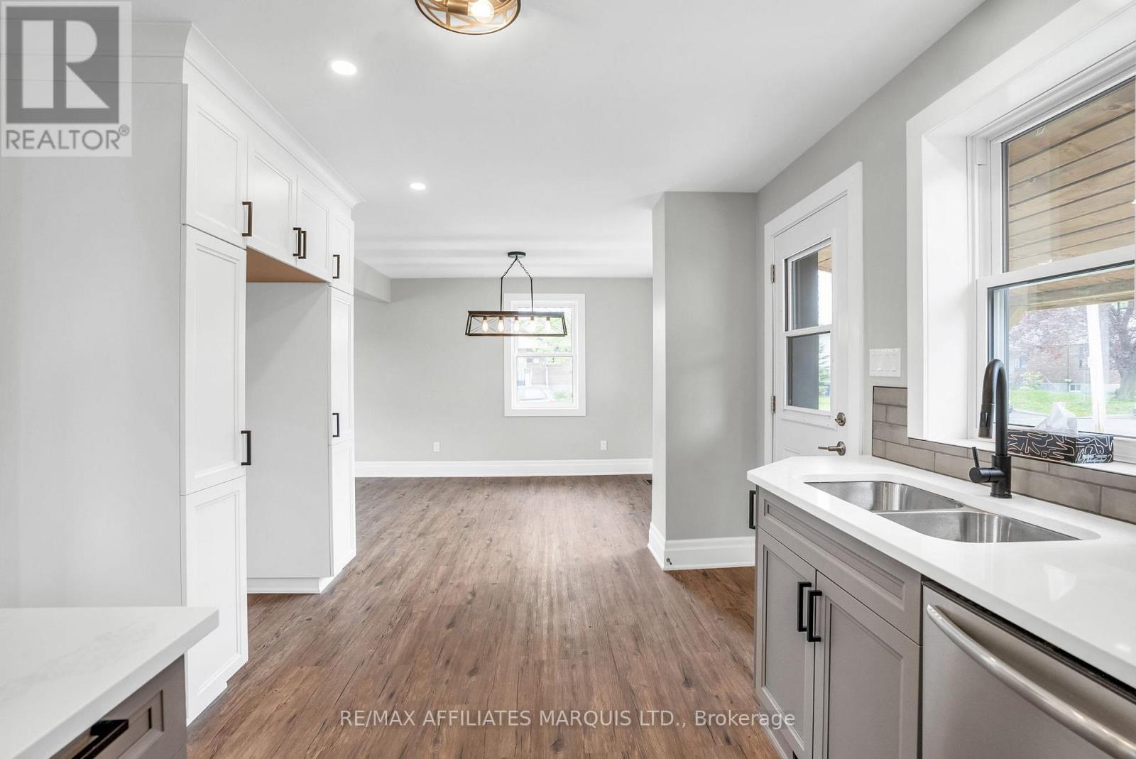 36 Old Orchard Avenue, Cornwall, Ontario  K6H 2H2 - Photo 15 - X12158043
