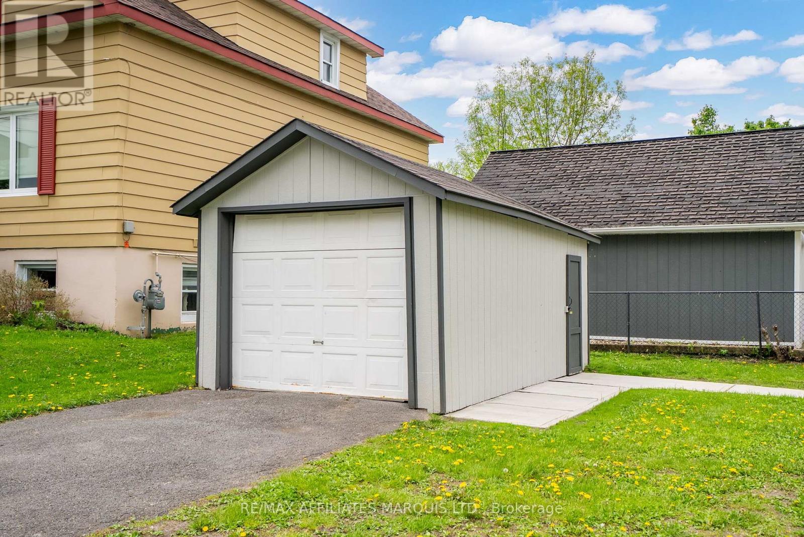 36 Old Orchard Avenue, Cornwall, Ontario  K6H 2H2 - Photo 37 - X12158043