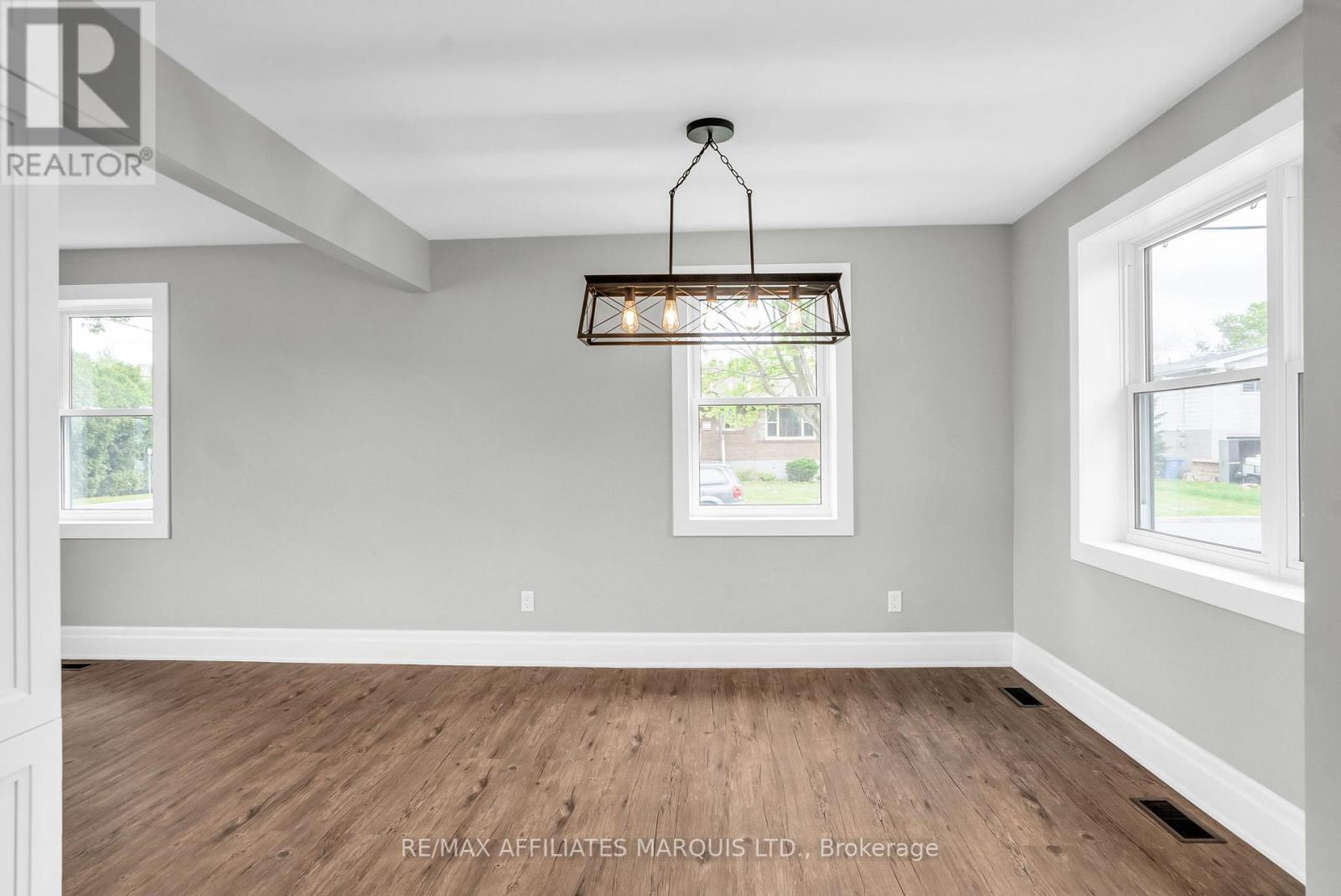 36 Old Orchard Avenue, Cornwall, Ontario  K6H 2H2 - Photo 9 - X12158043