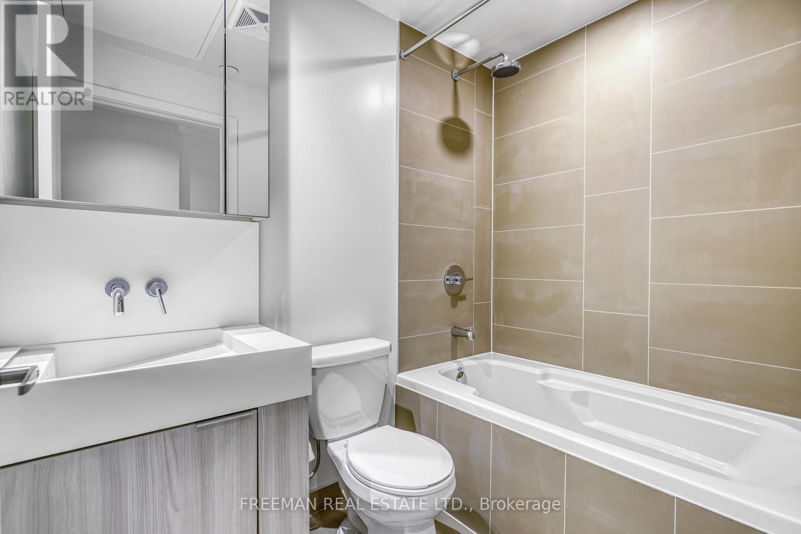514 - 20 Richardson Street, Toronto, Ontario  M5A 0S6 - Photo 9 - C12158026