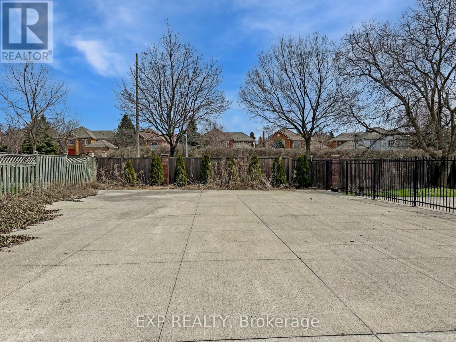 75 Somerset Crescent, Richmond Hill (Observatory), Ontario  L4C 8N8 - Photo 48 - N12152530