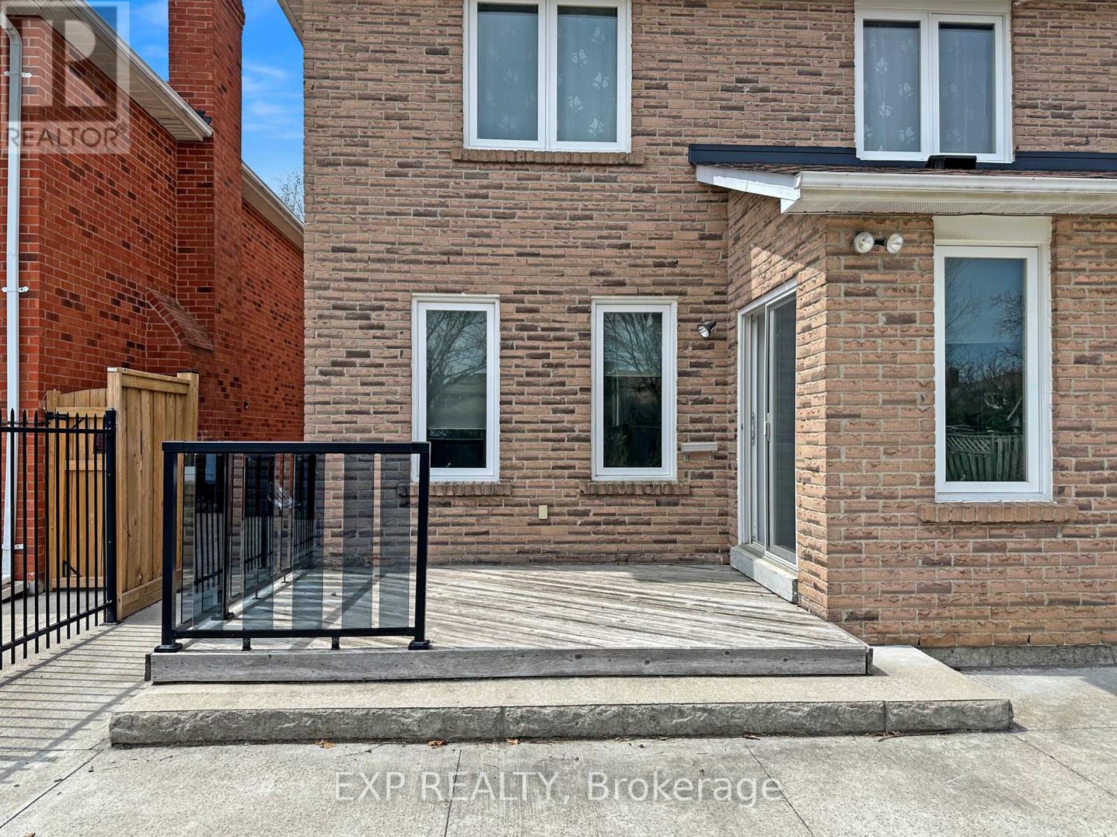 75 Somerset Crescent, Richmond Hill (Observatory), Ontario  L4C 8N8 - Photo 49 - N12152530