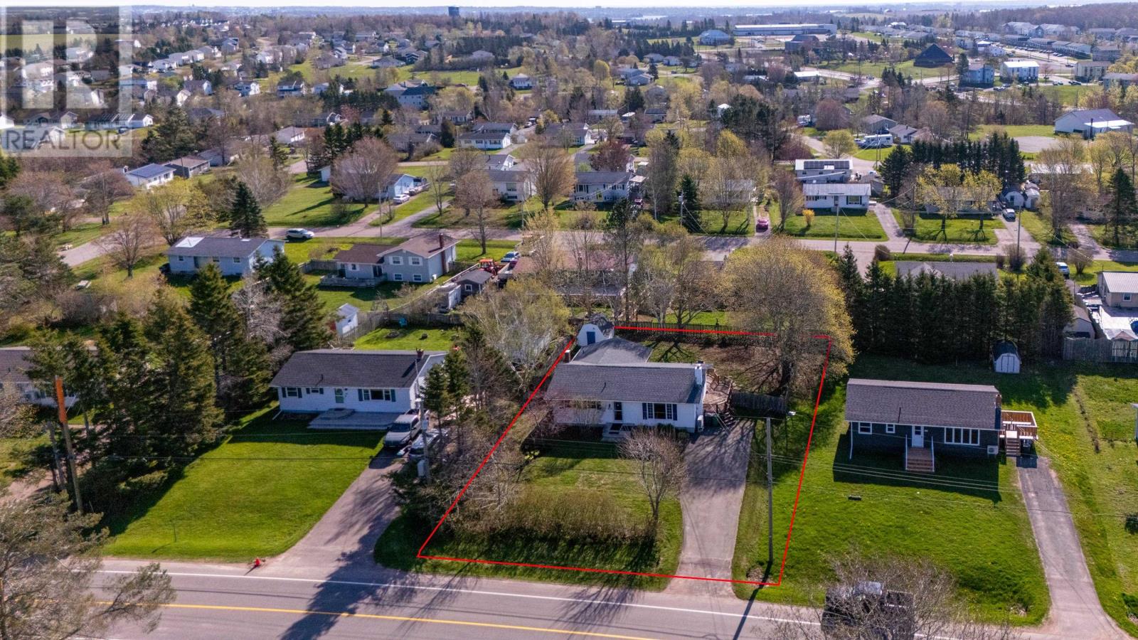 82 Cornwall Road, Cornwall, Prince Edward Island  C0A 1H0 - Photo 2 - 202511497