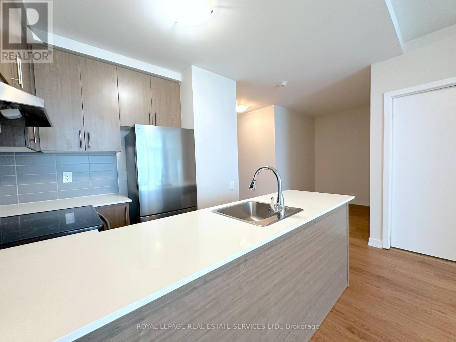 2403 - 188 Clark Boulevard, Brampton, Ontario  L6T 0J2 - Photo 8 - W12158018