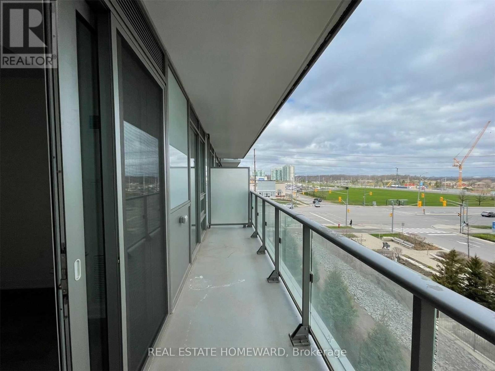301 - 4675 Metcalfe Avenue, Mississauga, Ontario  L5M 0Z8 - Photo 13 - W12158052