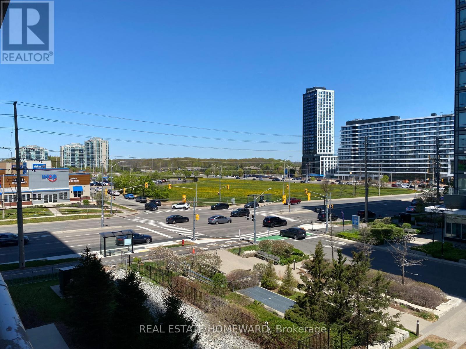 301 - 4675 Metcalfe Avenue, Mississauga, Ontario  L5M 0Z8 - Photo 14 - W12158052
