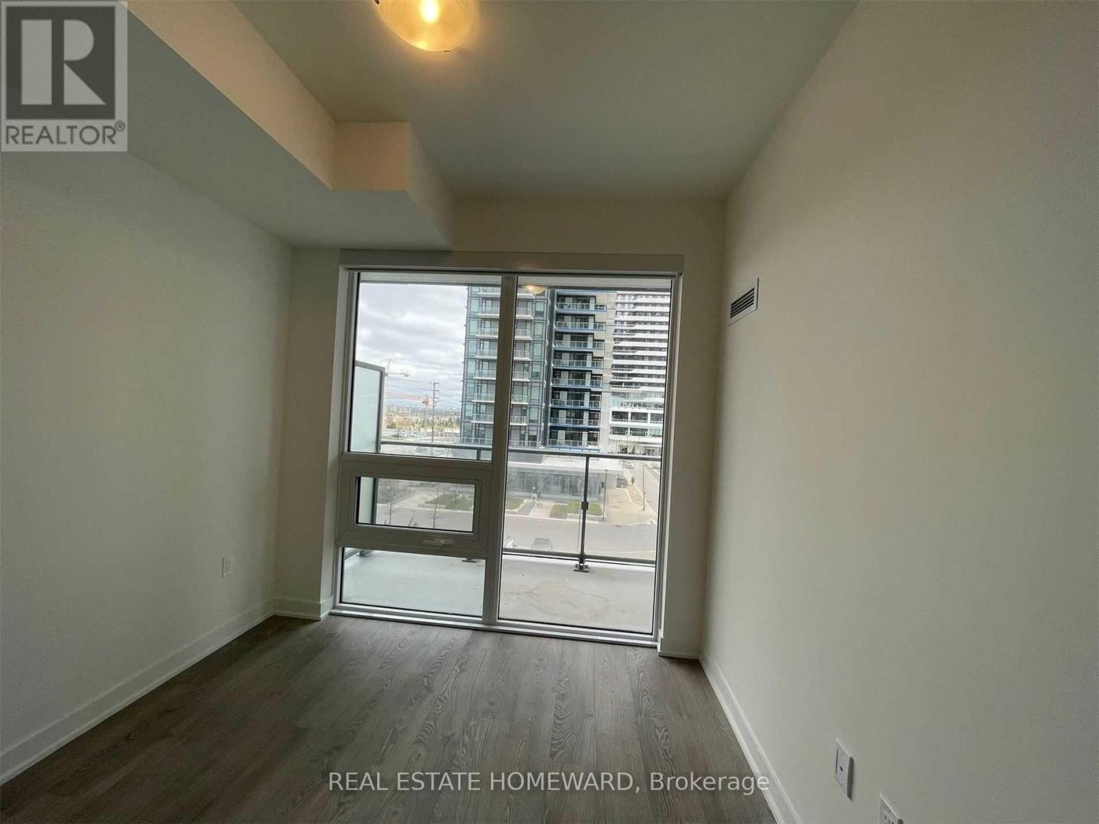 301 - 4675 Metcalfe Avenue, Mississauga, Ontario  L5M 0Z8 - Photo 9 - W12158052
