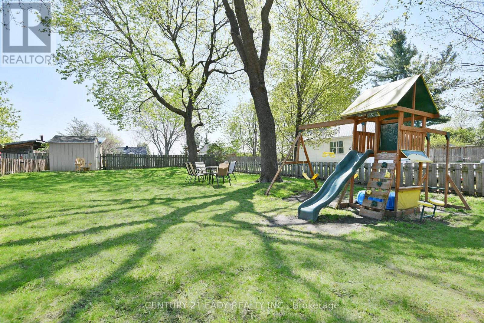 251 John Street N, Arnprior, Ontario  K7S 2P3 - Photo 38 - X12158082