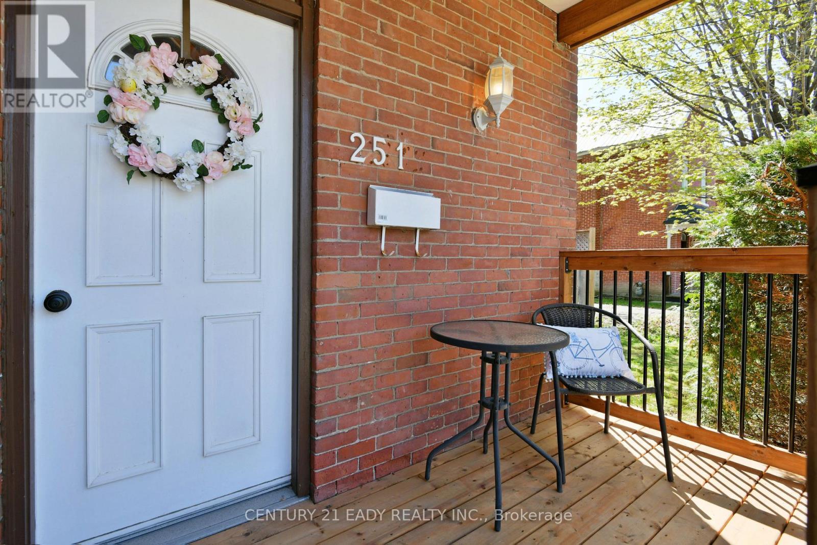 251 John Street N, Arnprior, Ontario  K7S 2P3 - Photo 6 - X12158082