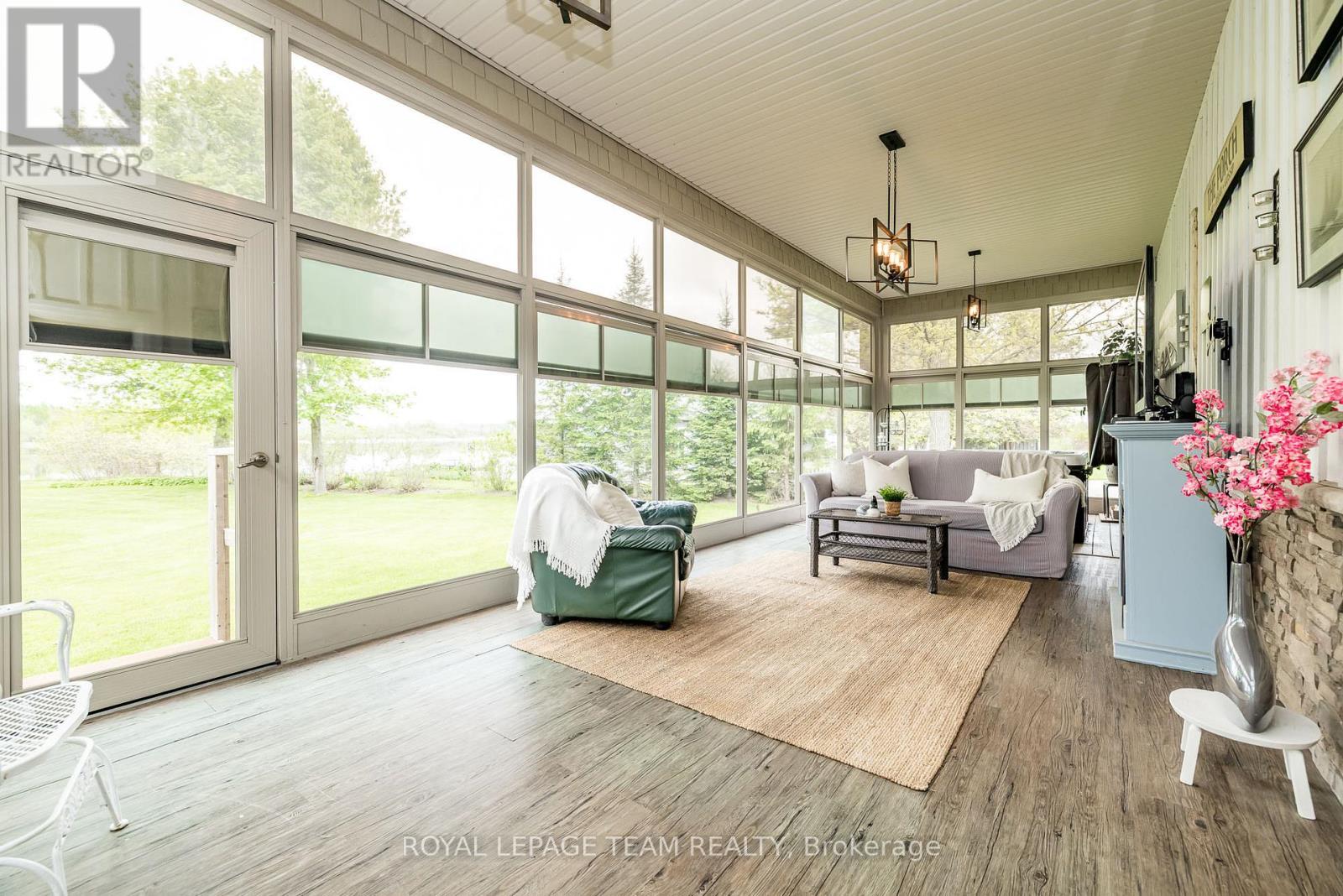 318 Broadway Street W, Merrickville-Wolford, Ontario  K0G 1N0 - Photo 23 - X12158074