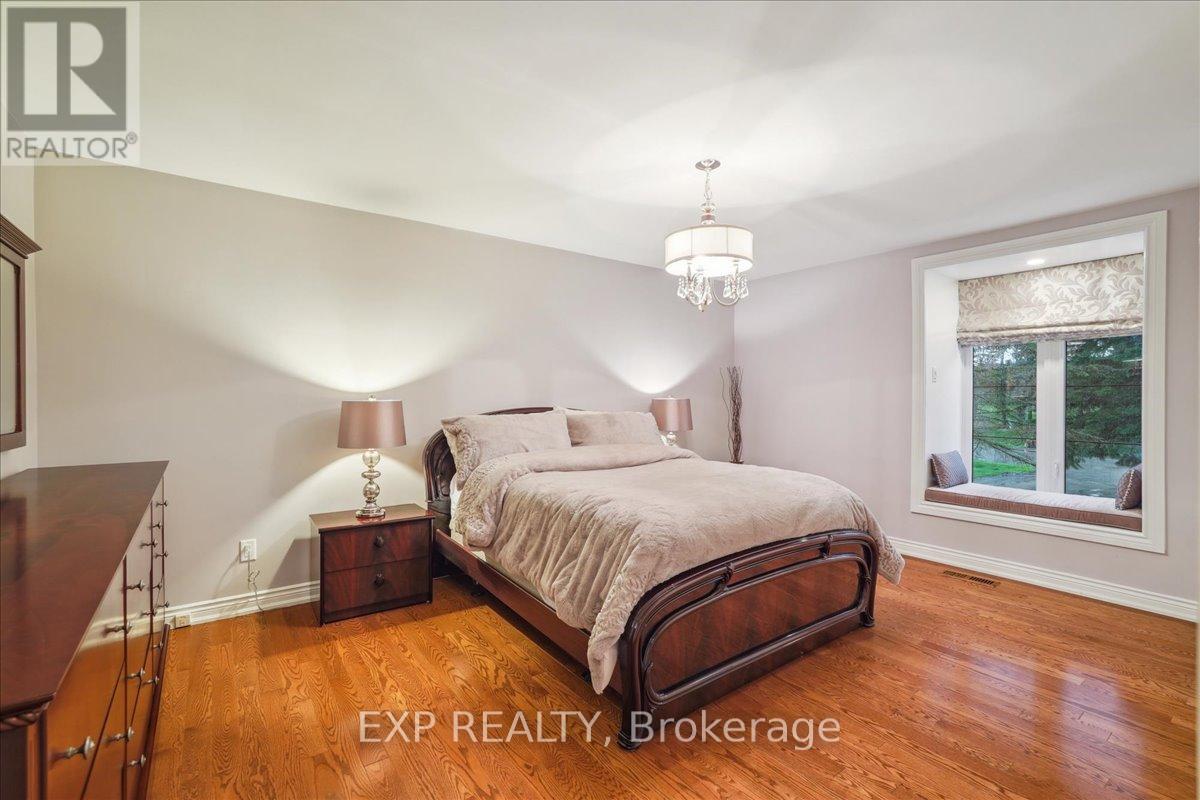 71 Manitou Drive, King, Ontario  L7B 1E7 - Photo 27 - N12158128