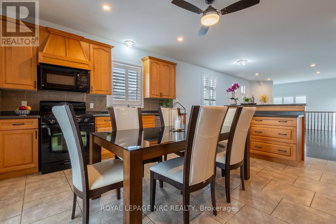 57 Sullivan Avenue, Thorold (Thorold Downtown), Ontario  L2V 2Y7 - Photo 4 - X12158073