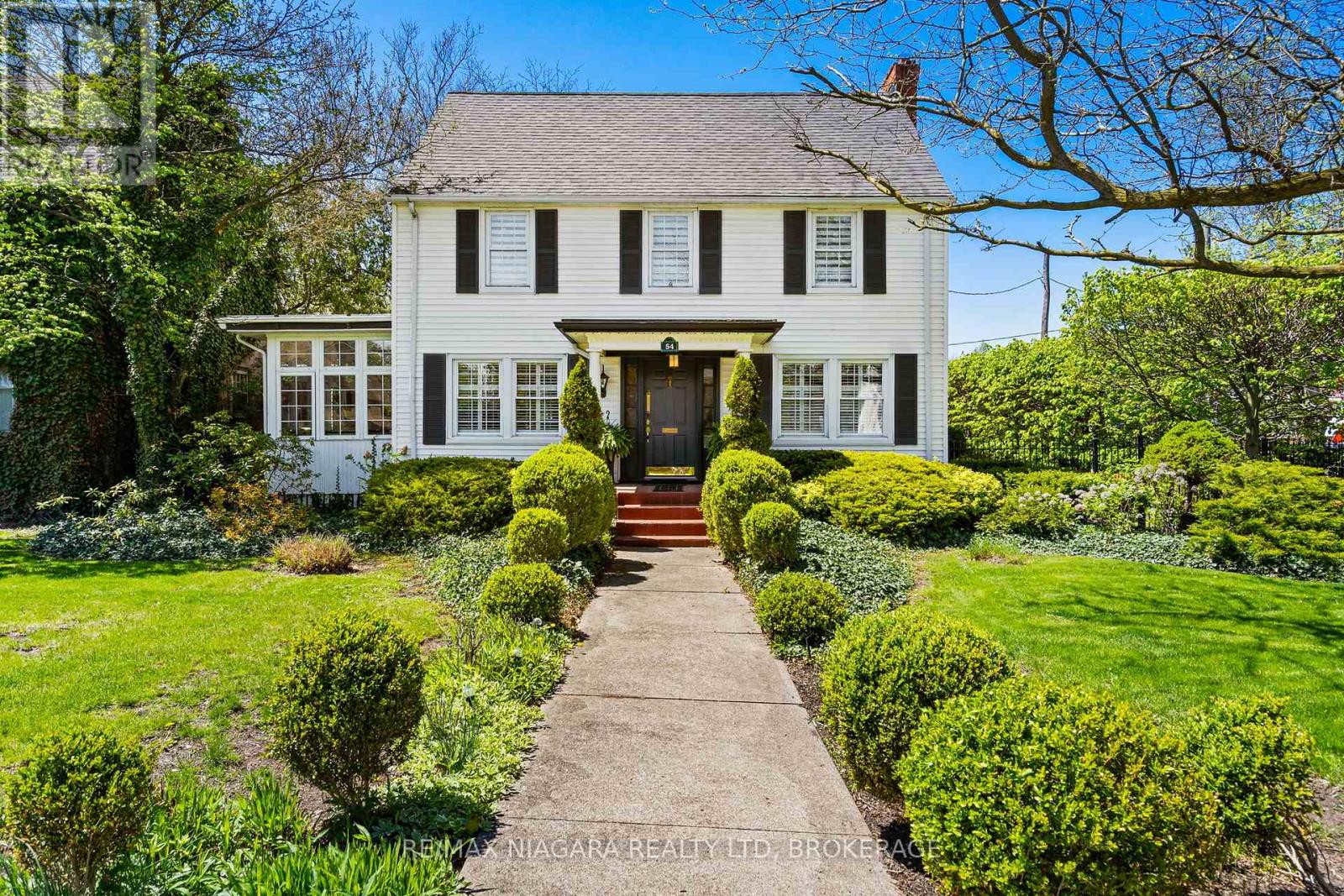 54 Glenridge Avenue, St. Catharines (Old Glenridge), Ontario  L2R 4X1 - Photo 1 - X12158117