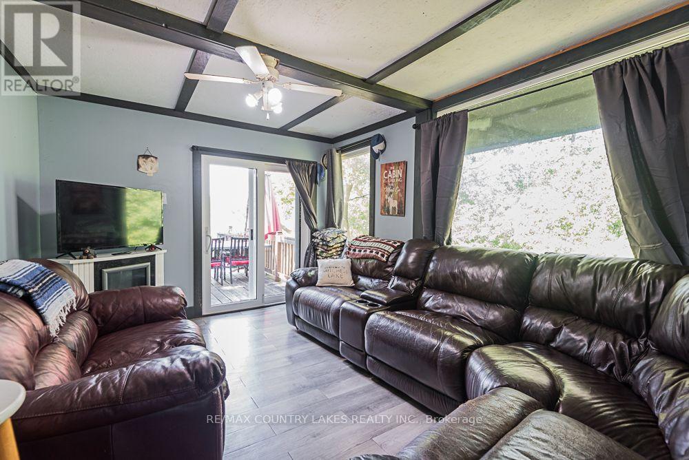 14 Hargrave Road, Kawartha Lakes, Ontario  K0M 2B0 - Photo 17 - X12107370